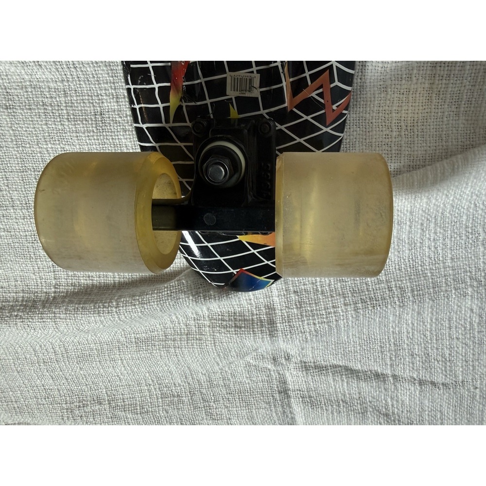 Kryptonics Torpedo‎ Complete Skateboard 22.5" x 6" 169577 - Picture 4 of 16